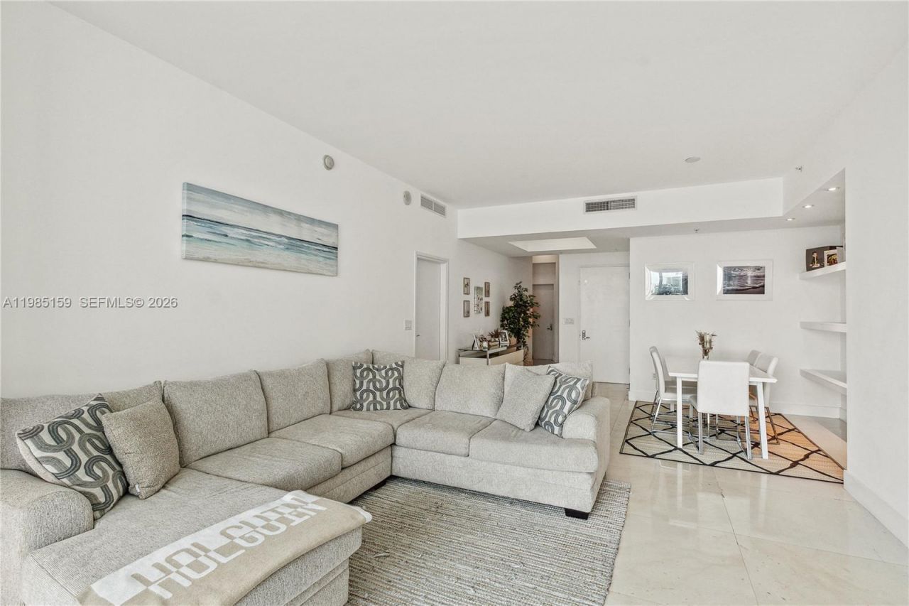 50 S Pointe Dr, Unit 805, Miami Beach, FL 33139 Photo