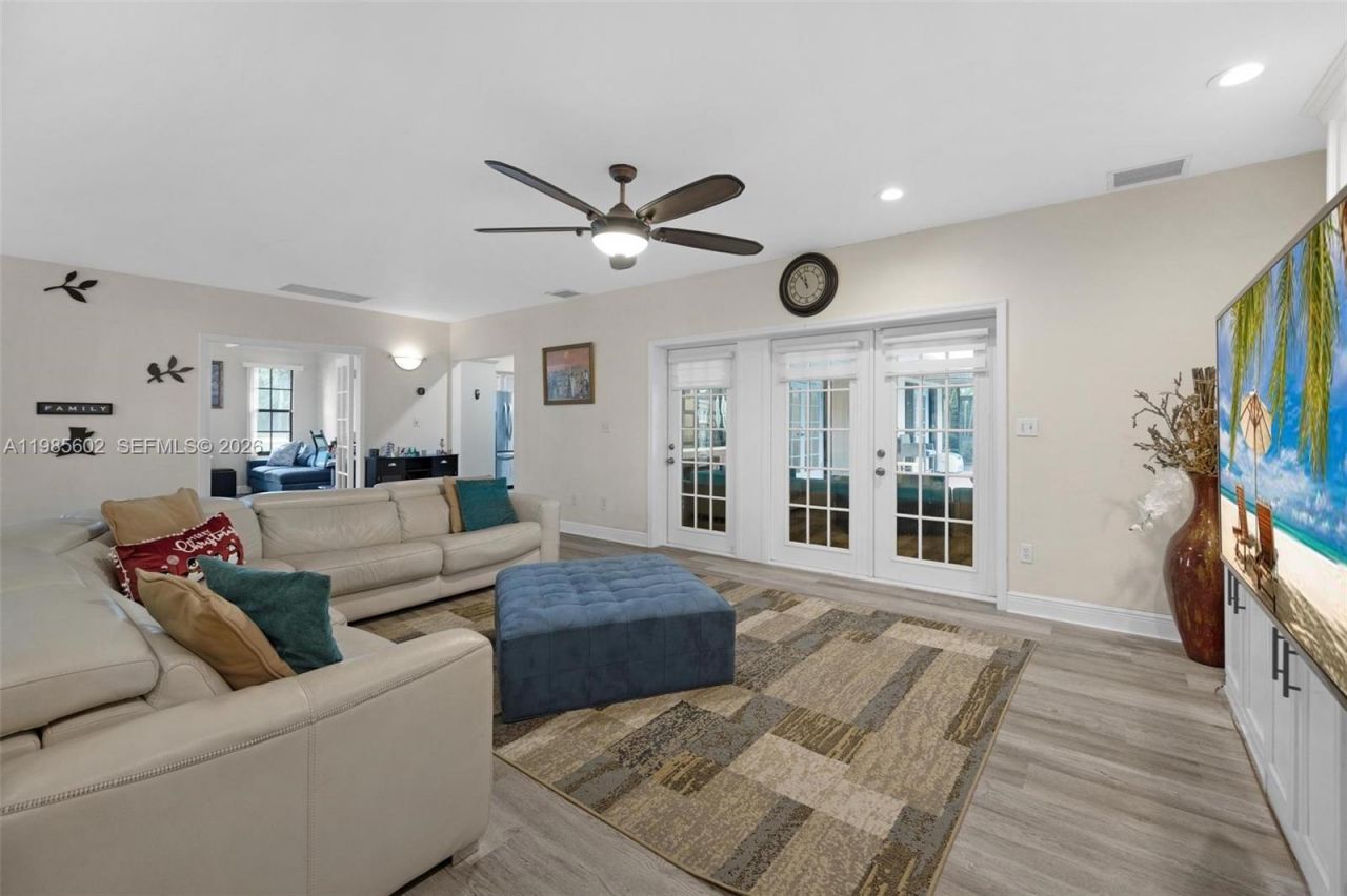 18645 SW 293rd Ter , Homestead, FL 33030 Photo