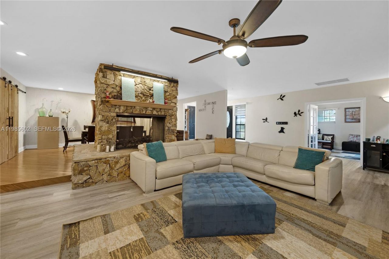 18645 SW 293rd Ter , Homestead, FL 33030 Photo