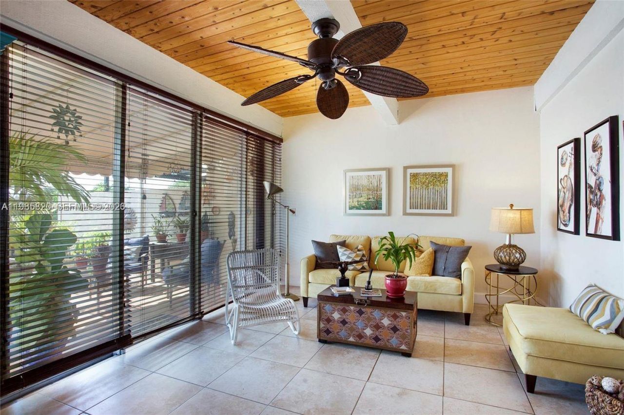 10449 SW 78th St , Miami, FL 33173 Photo