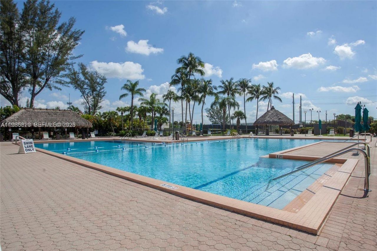 10449 SW 78th St , Miami, FL 33173 Photo