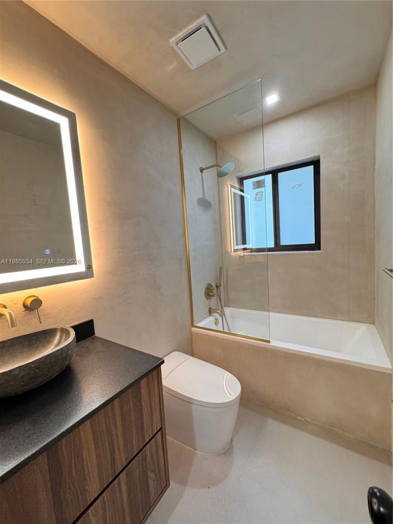 8931 NE 2nd Ave, Unit S4, El Portal, FL 33138 Photo