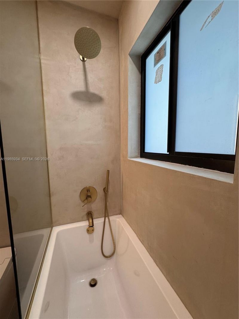 8931 NE 2nd Ave, Unit S4, El Portal, FL 33138 Photo