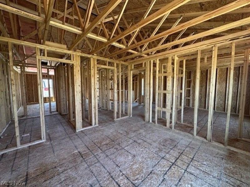 424 Honeycrisp Drive NE, Louisville, OH 44641 Photo 18