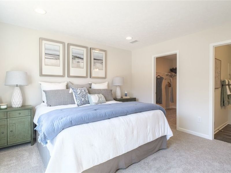 424 Honeycrisp Drive NE, Louisville, OH 44641 Photo 8