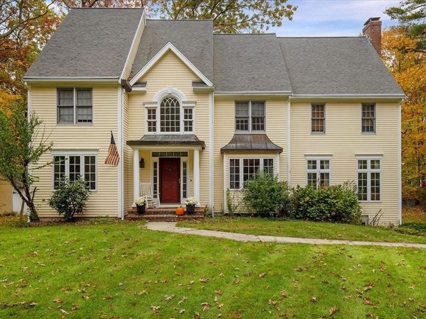 9 Fletcher St, Plainville, MA 02762