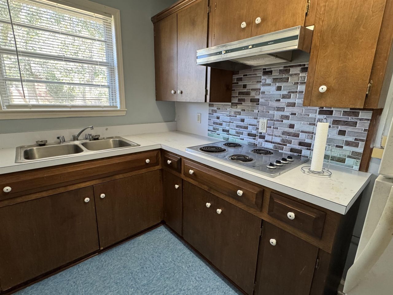 201 Short St. Photo 10