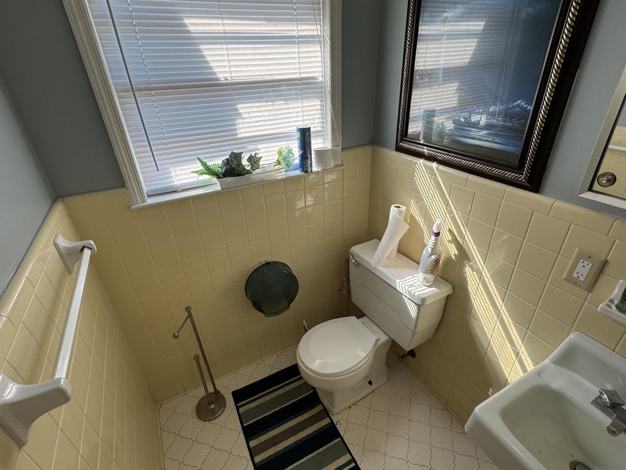 201 Short St. Photo 18