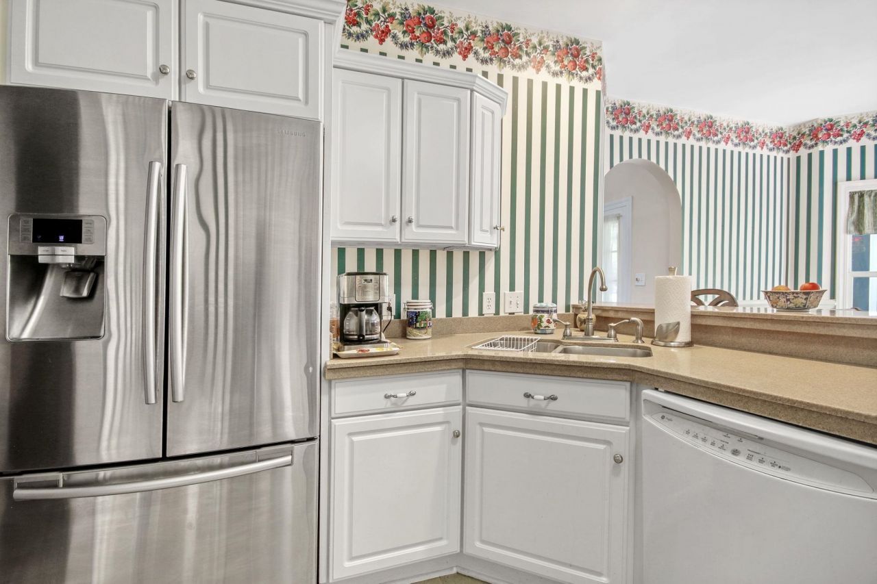 75 Haig Ct. Photo 12