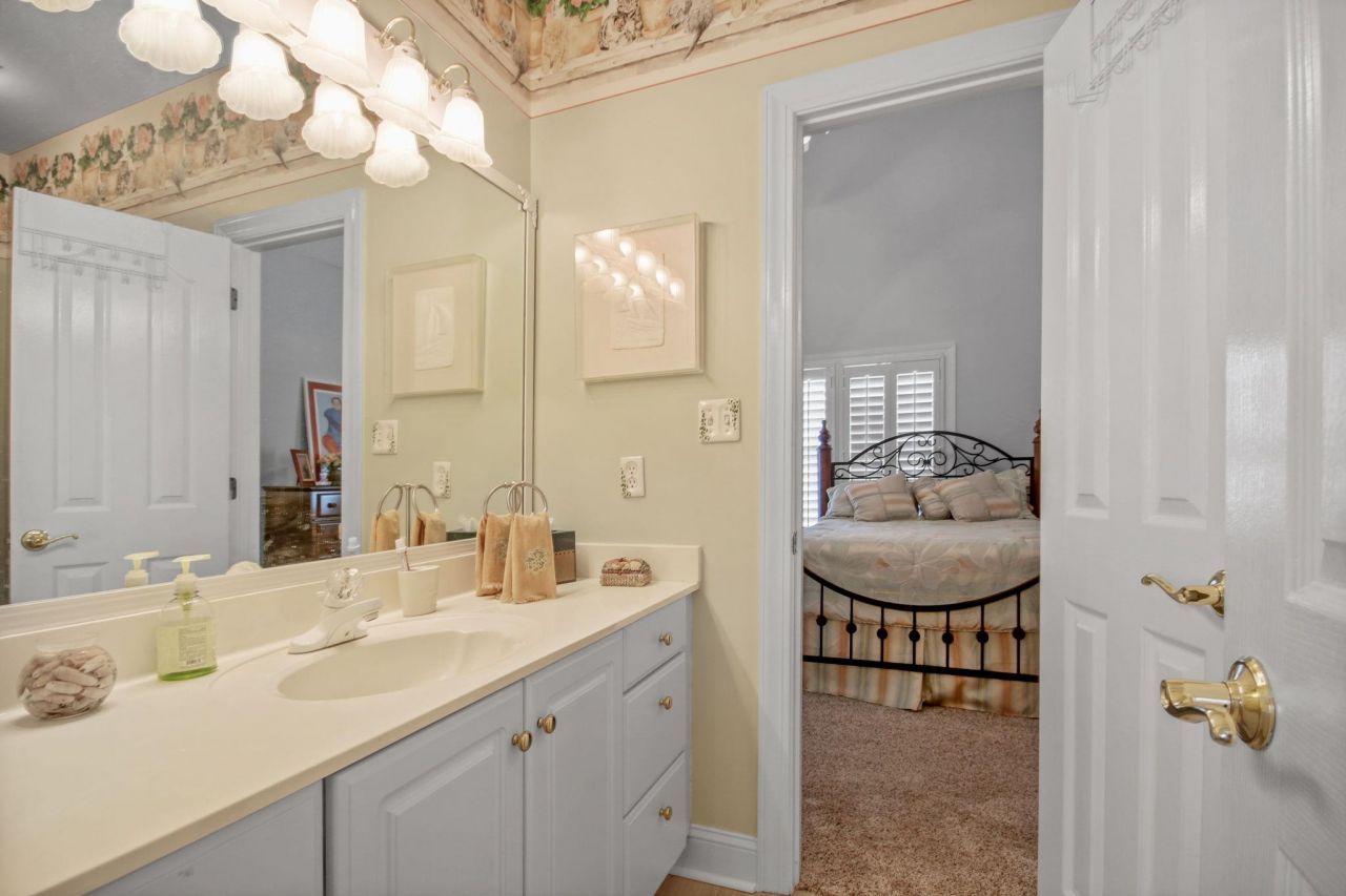 75 Haig Ct. Photo 30