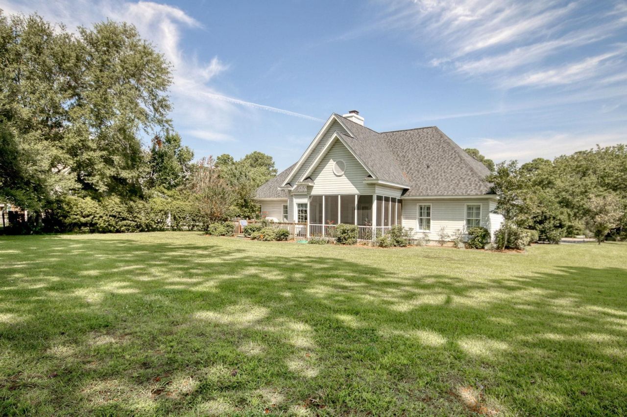 75 Haig Ct. Photo 47