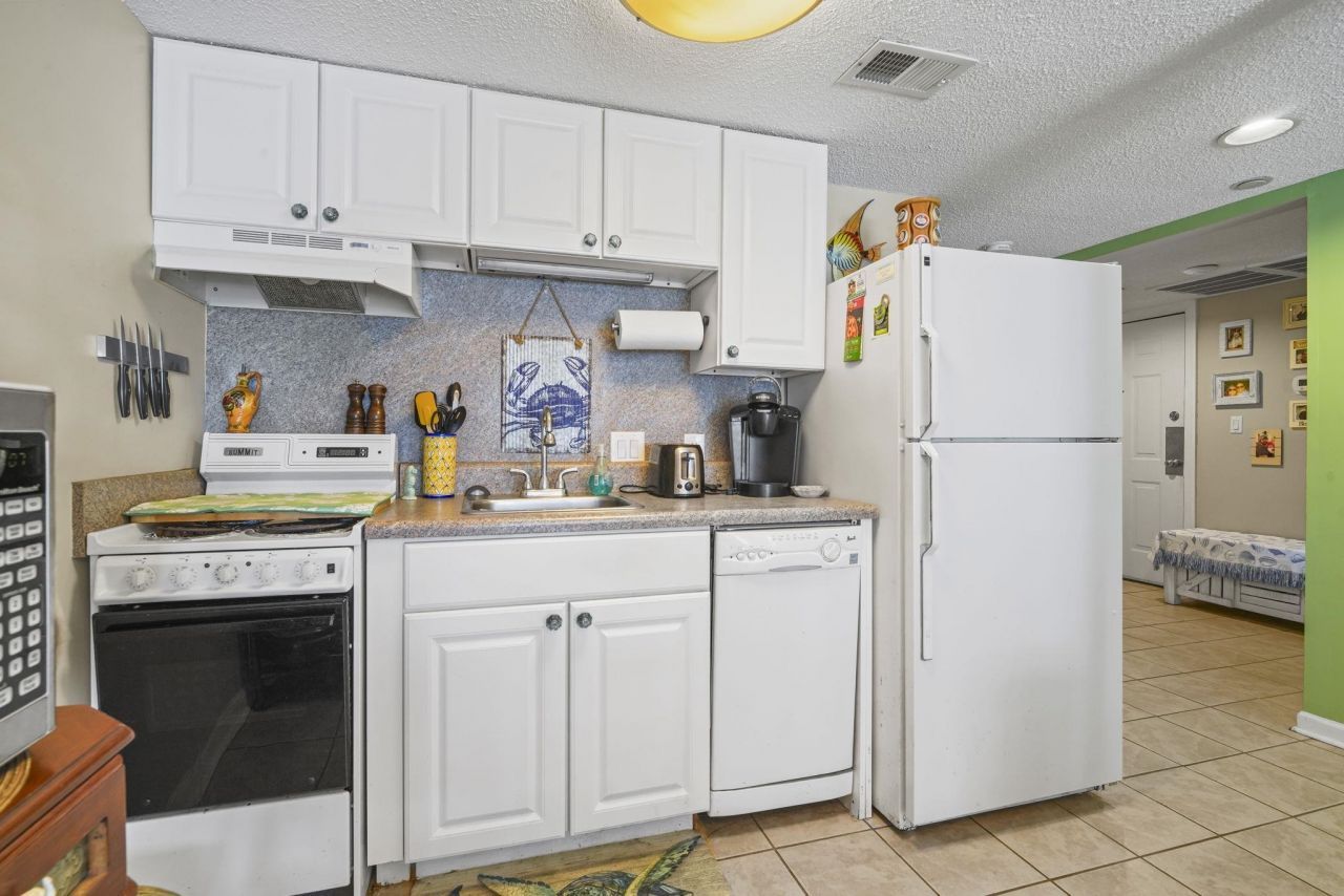 1906 S Ocean Blvd.  Photo 10