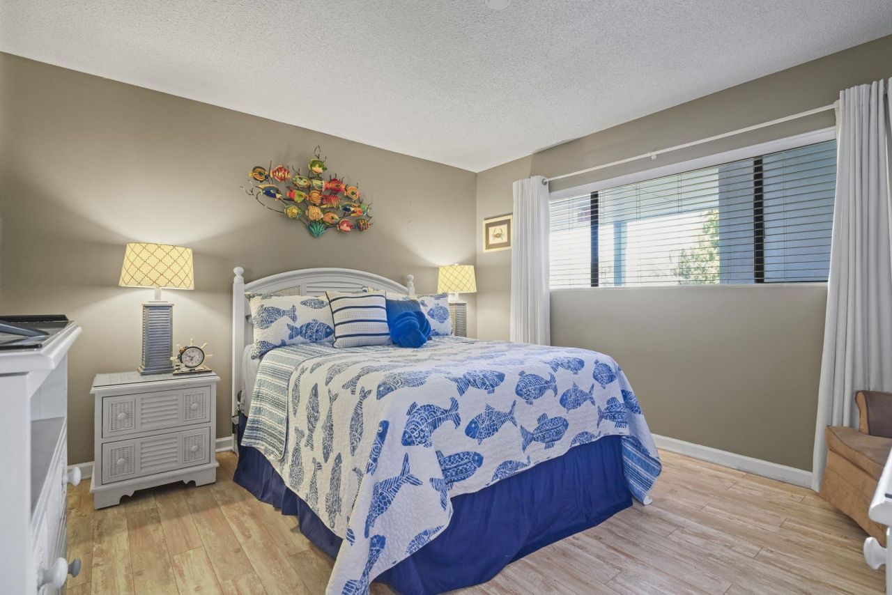 1906 S Ocean Blvd.  Photo 22