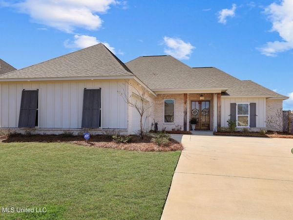 701 Summerfield Drive, Canton, MS 39046