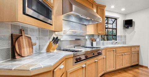 984 Crestview Dr, Murphys, CA 95247 Photo