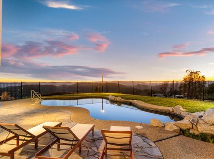 984 Crestview Dr, Murphys, CA 95247 Photo
