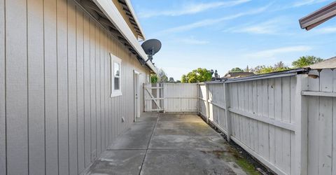 7535 Wynndel Way, Elk Grove, CA 95758 Photo