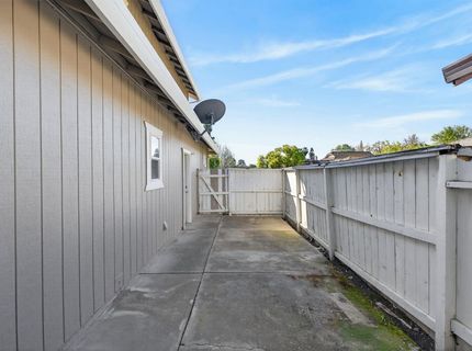 7535 Wynndel Way, Elk Grove, CA 95758 Photo