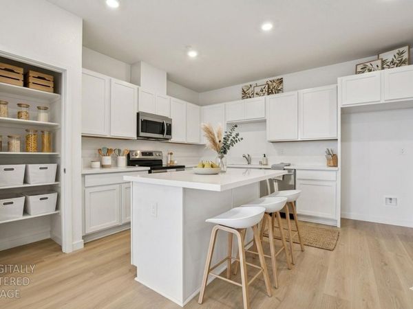 2054 Odin Walk, Sacramento, CA 95835