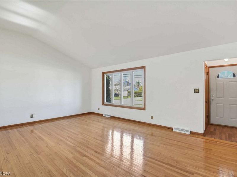 22337 Sandy Lane, Fairview Park, OH 44126 Photo 10