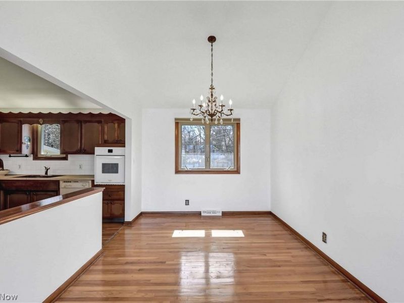 22337 Sandy Lane, Fairview Park, OH 44126 Photo 13