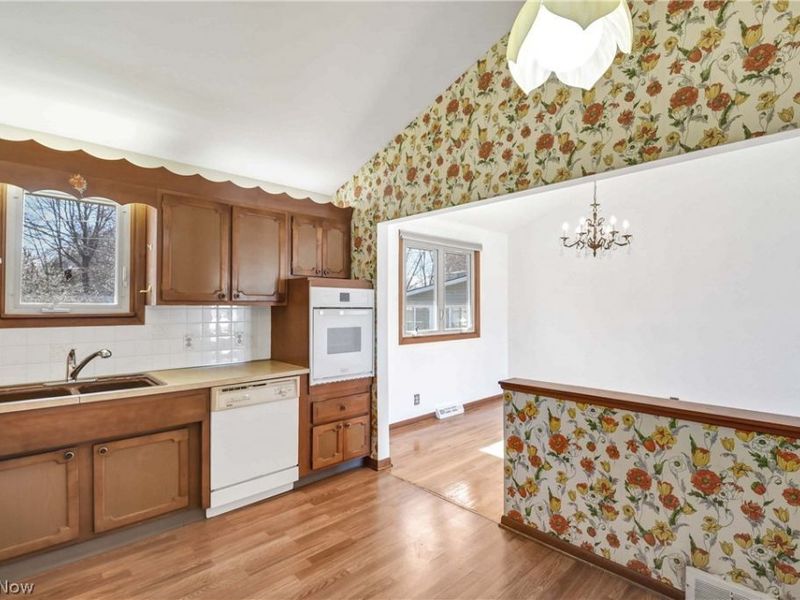 22337 Sandy Lane, Fairview Park, OH 44126 Photo 16