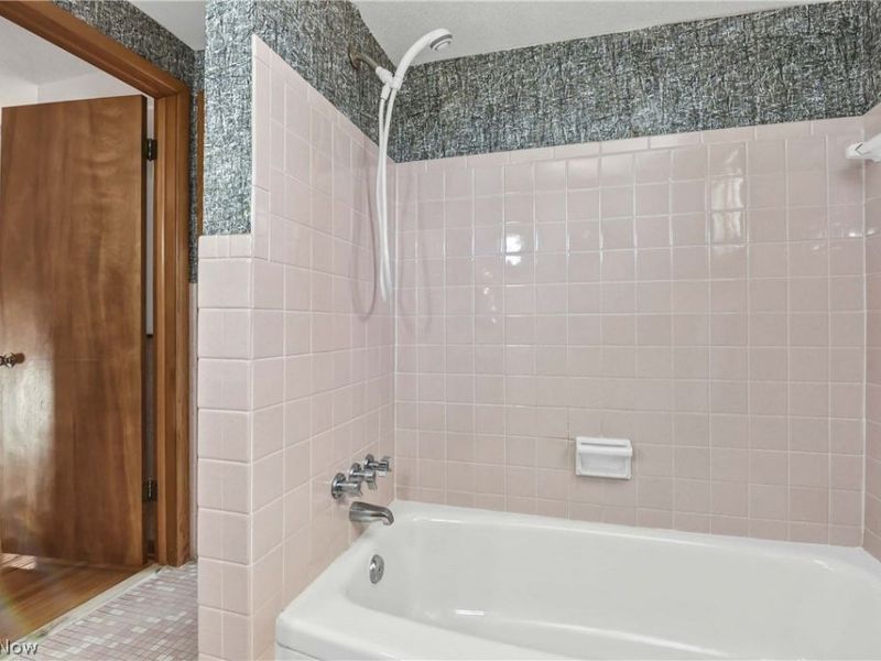 22337 Sandy Lane, Fairview Park, OH 44126 Photo 28