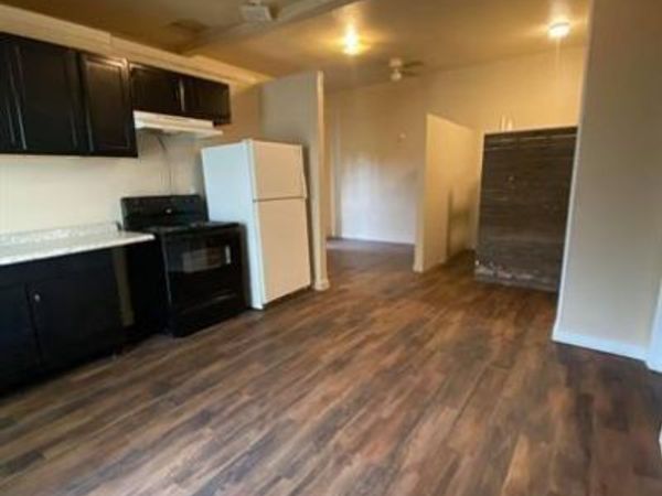 514 Ruddy ST , Unit B, Lockhart, TX 78644