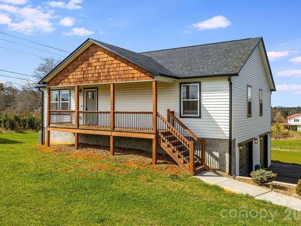 1021 Alexander Road , Leicester, NC 28748