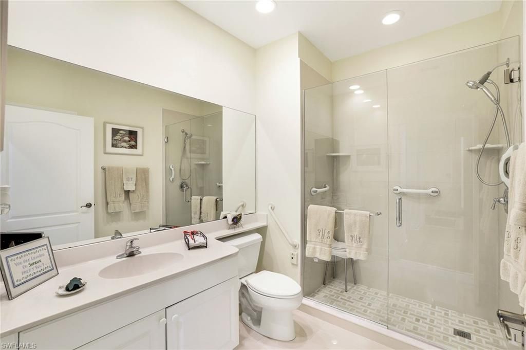 4795 Aston Gardens Way, Unit D102, Naples, FL 34109 Photo