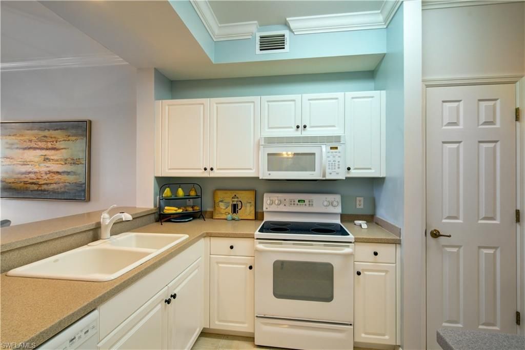 3980 Loblolly Bay Dr, Unit 6-106, Naples, FL 34114 Photo
