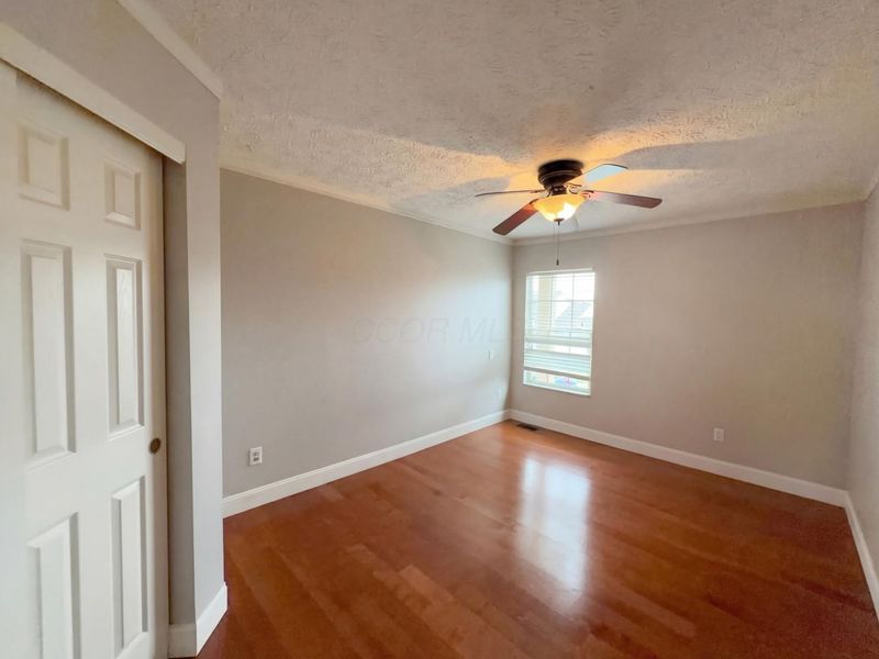 989 Mahle Drive , Reynoldsburg, OH 43068 Photo 24