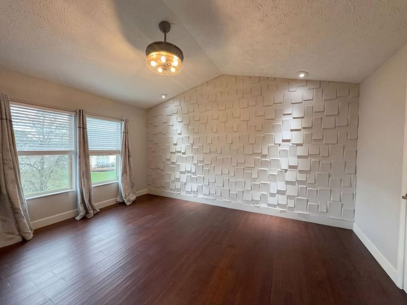 989 Mahle Drive , Reynoldsburg, OH 43068 Photo 4