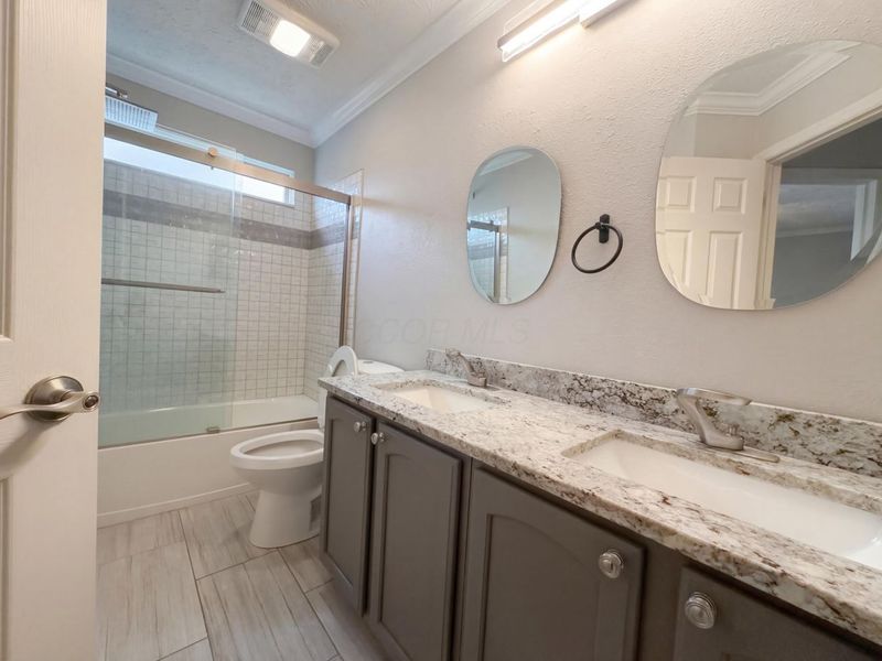 989 Mahle Drive , Reynoldsburg, OH 43068 Photo 6