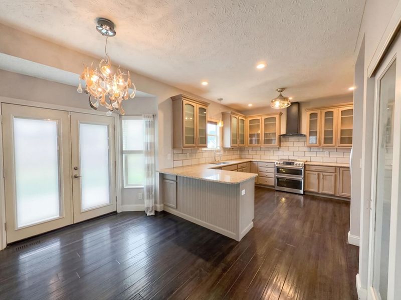 989 Mahle Drive , Reynoldsburg, OH 43068 Photo 9