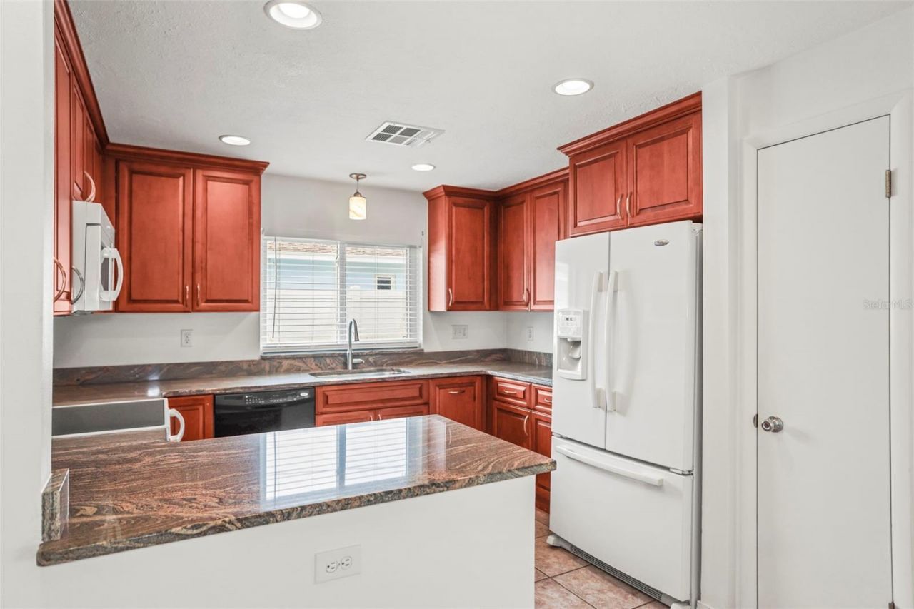 7955 Bayshore Drive, Seminole, FL 33776 Photo