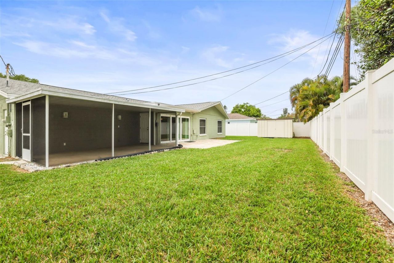 7955 Bayshore Drive, Seminole, FL 33776 Photo