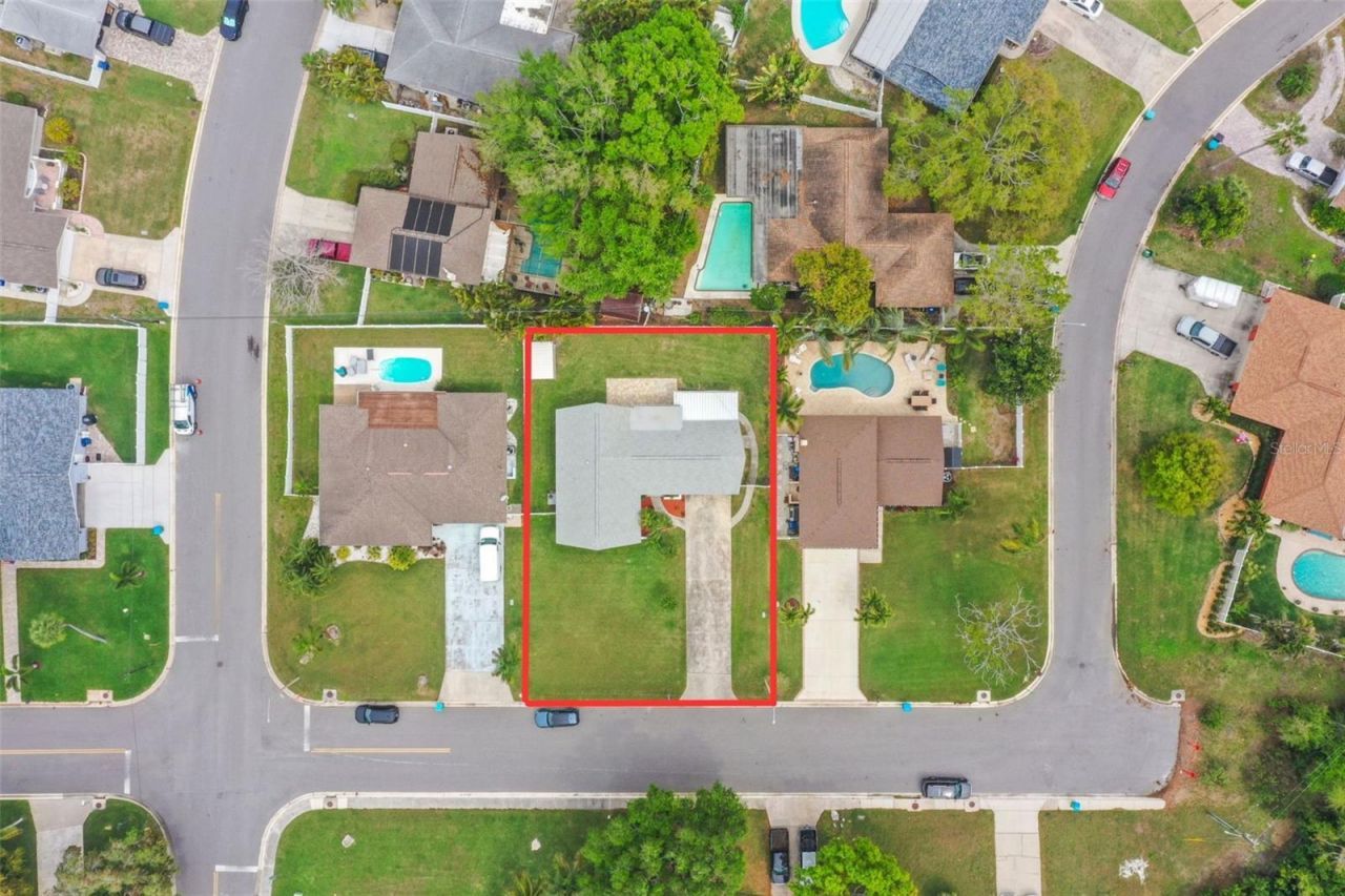 7955 Bayshore Drive, Seminole, FL 33776 Photo