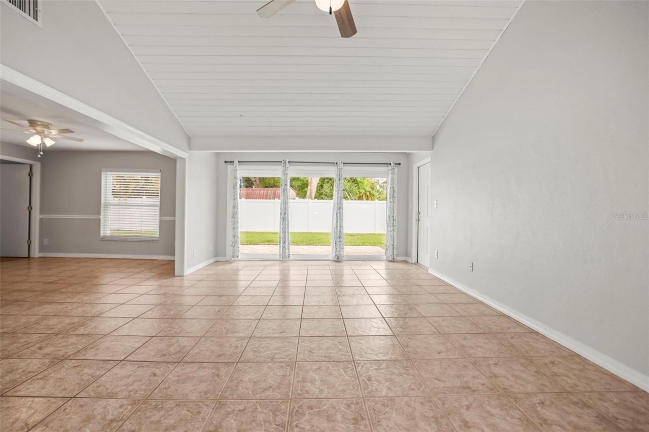 7955 Bayshore Drive, Seminole, FL 33776 Photo
