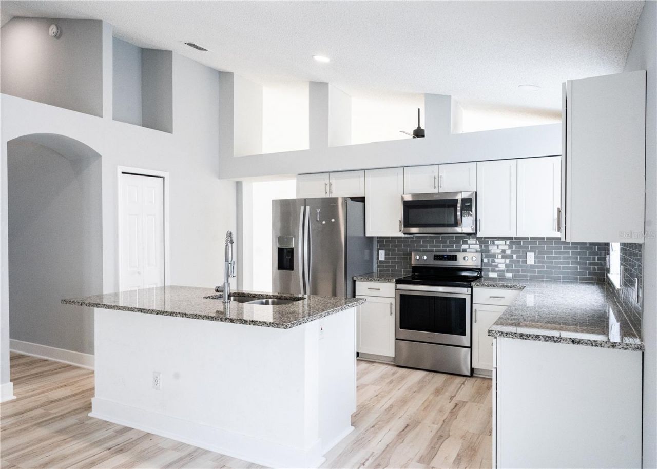 2319 Island Club Way, Orlando, FL 32822 Photo