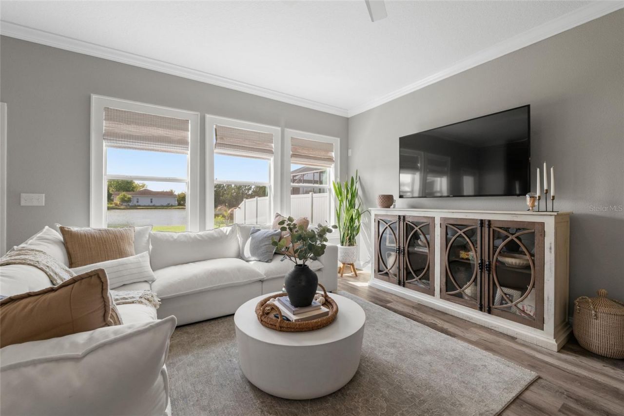 11930 Lake Boulevard , New Port Richey, FL 34655 Photo