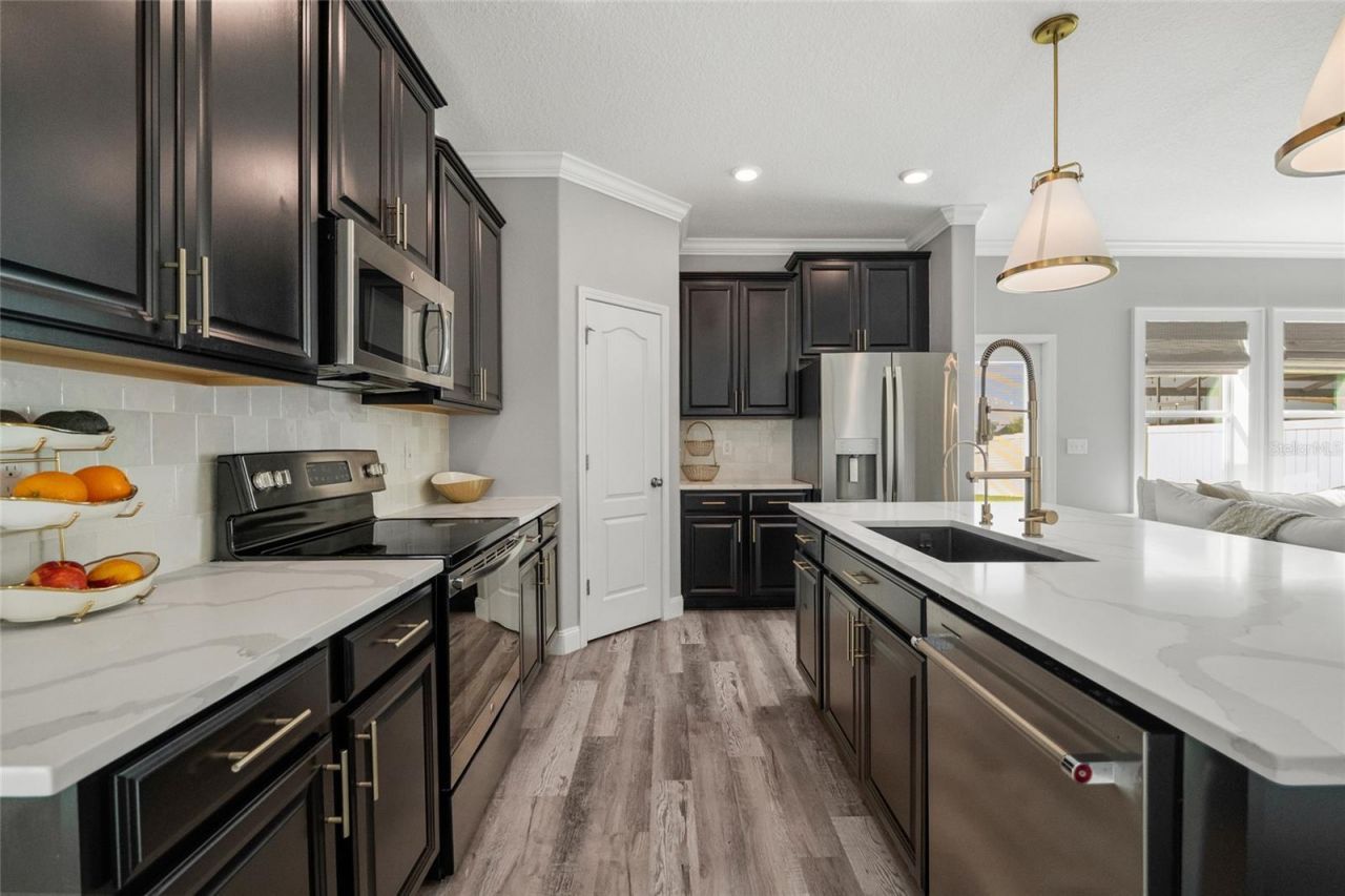 11930 Lake Boulevard , New Port Richey, FL 34655 Photo