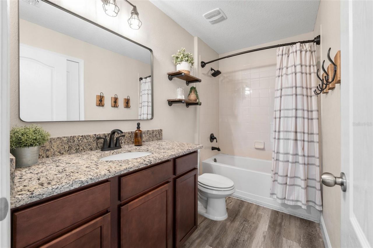 11930 Lake Boulevard , New Port Richey, FL 34655 Photo