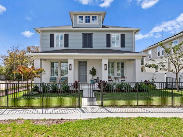 2702 W CASS STREET, TAMPA, FL 33609