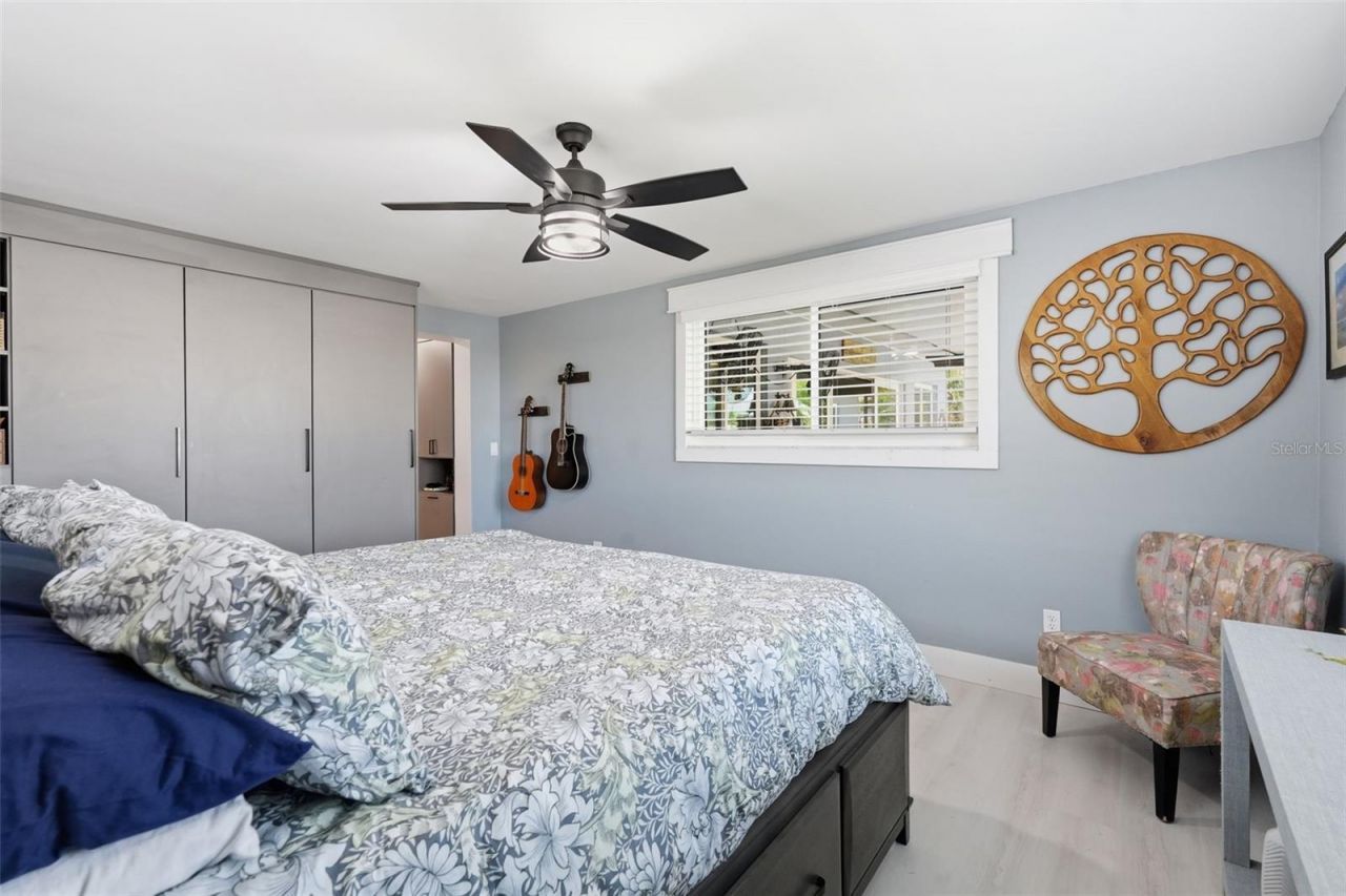 9571 Sun Isle Drive Ne, Saint Petersburg, FL 33702 Photo