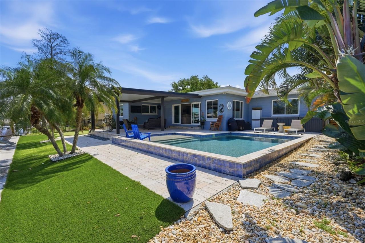 9571 Sun Isle Drive Ne, Saint Petersburg, FL 33702 Photo