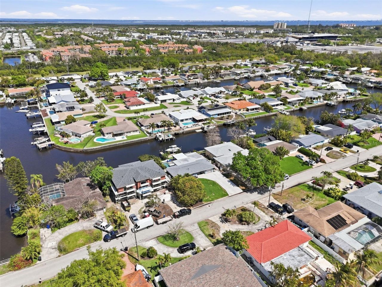 9571 Sun Isle Drive Ne, Saint Petersburg, FL 33702 Photo