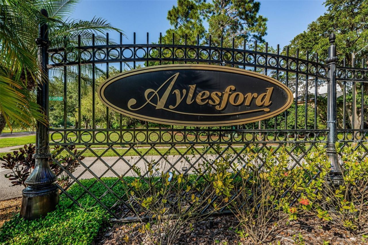 4604 Ayron Terrace , Palm Harbor, FL 34685 Photo