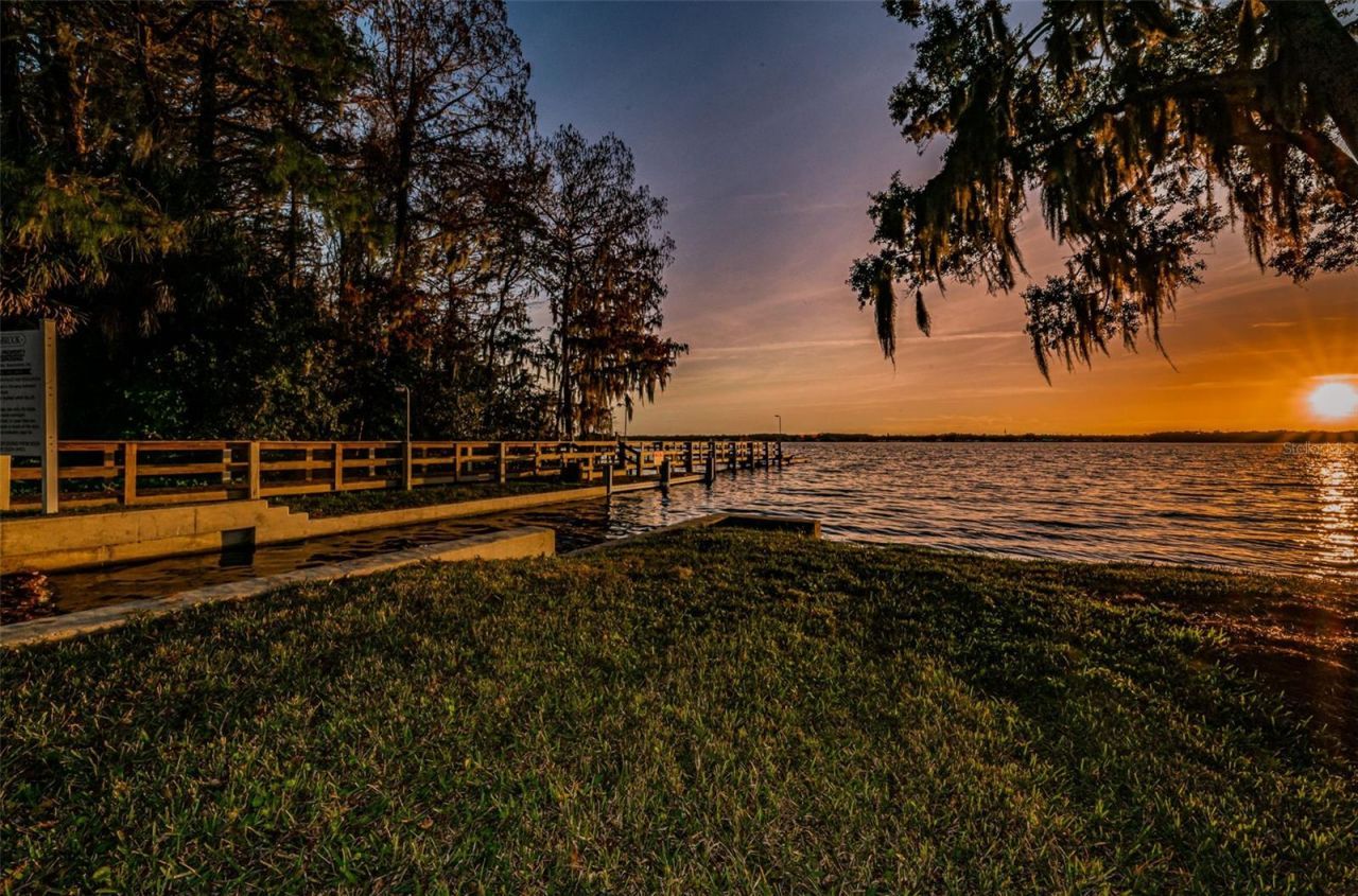 4604 Ayron Terrace , Palm Harbor, FL 34685 Photo