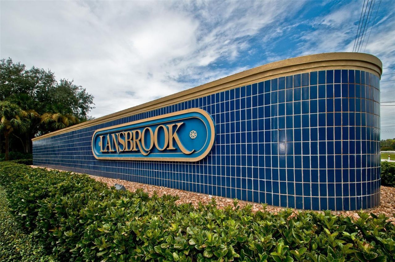 4604 Ayron Terrace , Palm Harbor, FL 34685 Photo